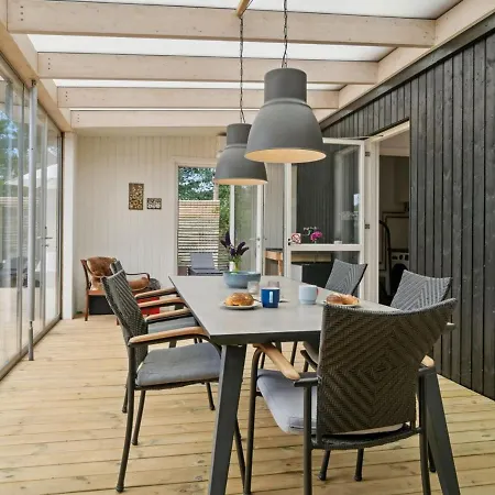 בית נופש Randulf - 250m From The Sea In Bornholm By Interhome נקסו